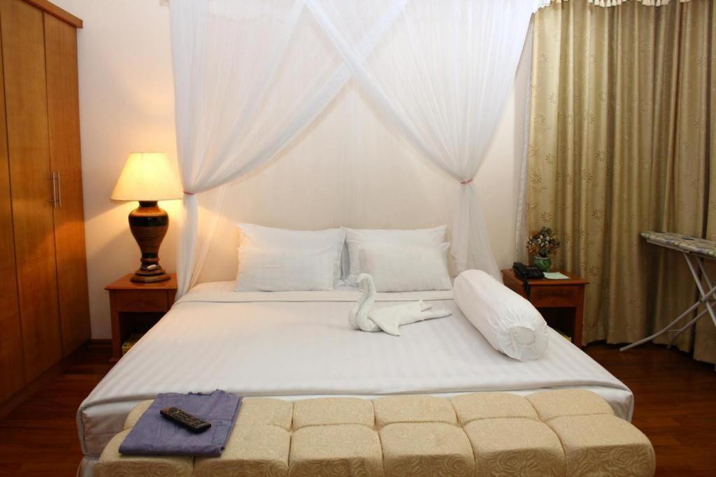 Myat Taw Win Hotel Naypyidaw