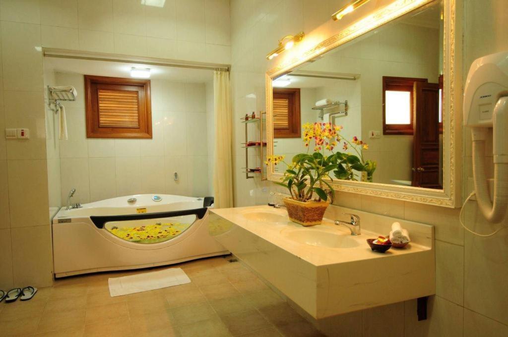Myat Taw Win Hotel 3*